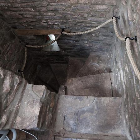 Ty Fferm Hen, Ancient Farmhouse, Coity Bach Talybont-on-Usk 外观 照片