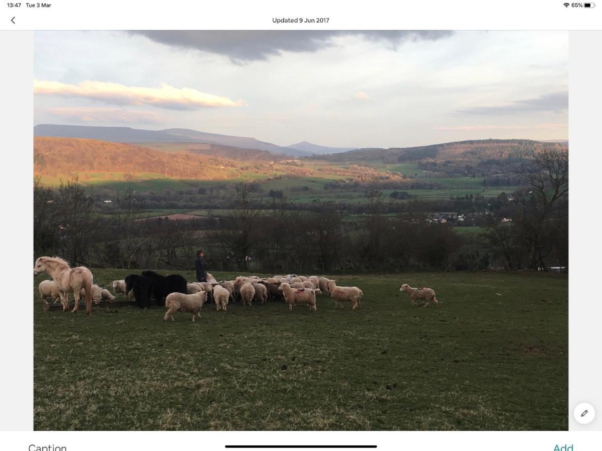 Ty Fferm Hen, Ancient Farmhouse, Coity Bach Talybont-on-Usk 外观 照片
