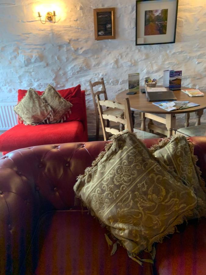 Ty Fferm Hen, Ancient Farmhouse, Coity Bach Talybont-on-Usk 外观 照片